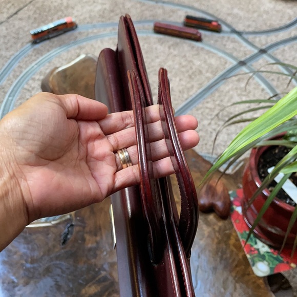 Vintage Italian Leather Briefcase - Picture 5 of 10